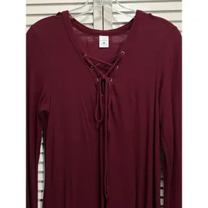 Empyre Burgundy Ribbed Lace Up‎ V Neck Long Sleeve Size Large Midi Dress thumbnail 2