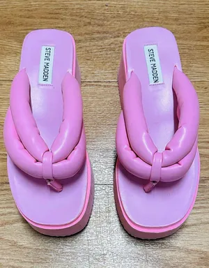 STEVE MADDEN Platform Pink Sandals thumbnail 1