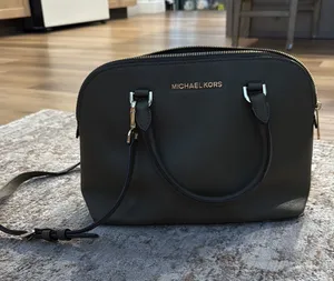 Michael Kors Purse thumbnail 1