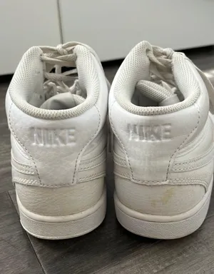 Nike Shoes thumbnail 2