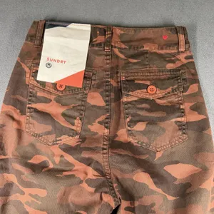 Sundry Camo Ankle Pants Womens 25 Brown Twill Pleated Crop Pockets Relaxed NWT thumbnail 15