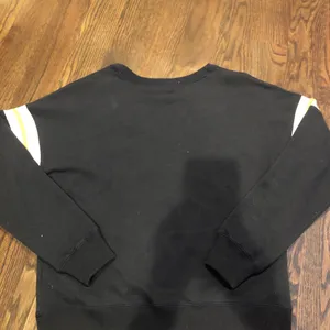Abercrombie & Fitch crew sweatshirt nwot xs thumbnail 2