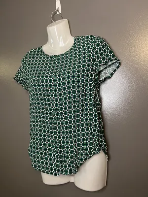 H&M Shirt Womens Small Green White Geometric Print Short Sleeve Keyhole Blouse thumbnail 3
