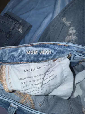 American Eagle Mom Jeans thumbnail 6