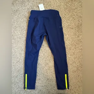 NWT Fabletics HIGH-WAISTED STATEMENT MOTION365 LEGGING size XXL thumbnail 2