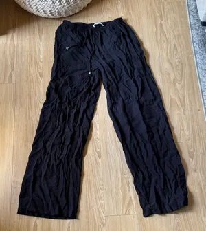 Zara Women's Black Wide-Leg Pants thumbnail 1