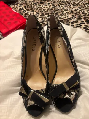 Guess Peep Toe Pumps black lace white satin 4 inch stiletto thumbnail 3