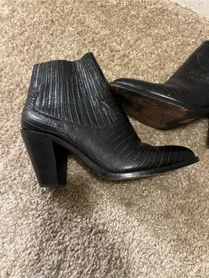 ASH IIona Pull on Heeled leather embossed ankle bootie 39‎ thumbnail 12