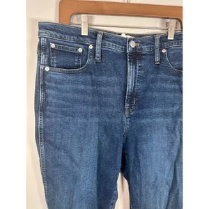 Madewell The Perfect Vintage Jean Women 31 Blue Classic Minimalist Tapered Denim thumbnail 3
