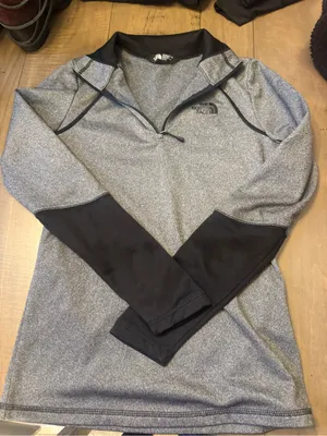 North Face Size XS Black Gray Quarter Zip thumbnail 1