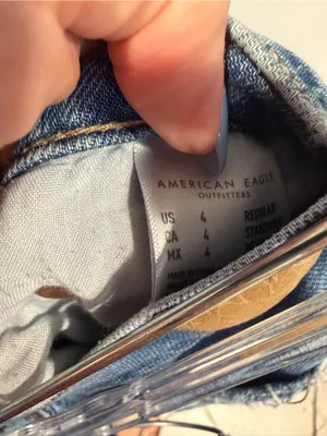 American Eagle Outfitters V-waist baggy jean - Light Blue thumbnail 4
