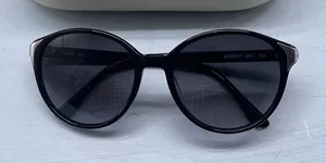 Chloe Sunglasses‎ Womens Black Frames Dark Lenses Comes Tortoise Style W COA thumbnail 1