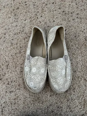 White Size 8 thumbnail 2