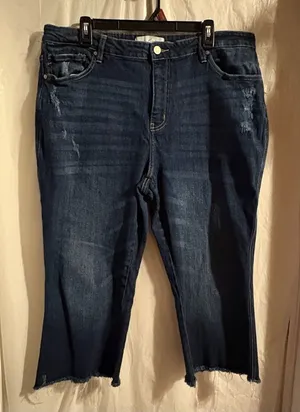 Kancan High‎ Rise Frayed Hem Cropped Jeans Size 2XL Dark Wash Raw Hem KC7340D-P thumbnail 1