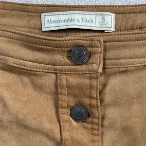 Abercrombie & Fitch Womens Camel Brown Faux Suede Button‎ Front Mini Skirt Small thumbnail 6