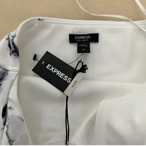 Express Marble-Print Halter Top thumbnail 4