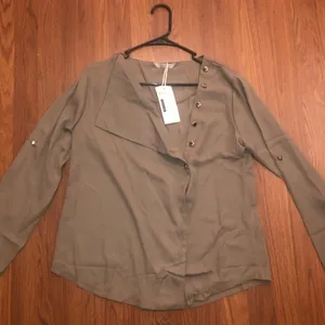 Chiffon Blouse Green Size M thumbnail 2
