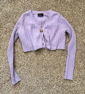 Urban Outfitters Purple cropped Cardigan thumbnail 1