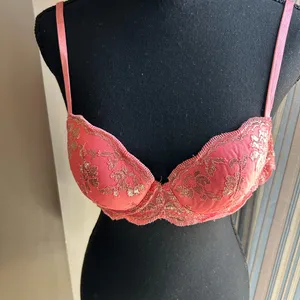 Victoria's Secret Lined Demi Pink and Gold Lace Bra Size 32C thumbnail 1