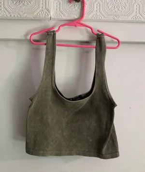 Scoop Neck Tank thumbnail 1