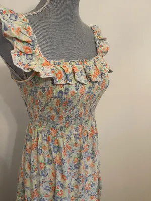 Old Navy Maxi Floral Dress. Size XS thumbnail 6