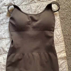Brown Bodysuit Crisscross Low-cut Back‎ Womens Size Medium Stretchy thumbnail 3