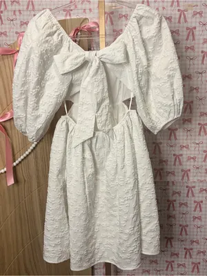 Moodie White Textured Floral Mini Dress w/ Puff Sleeves Cutout Bridal Summer S thumbnail 2