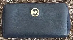 Michael Kors Wallet thumbnail 1