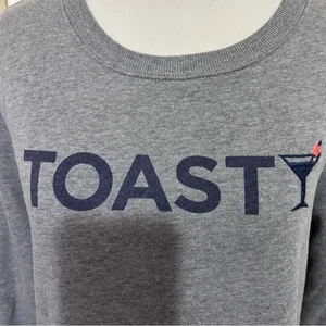 5/$30 🎈 Old navy large grey toasty crewneck sweatshirt thumbnail 3