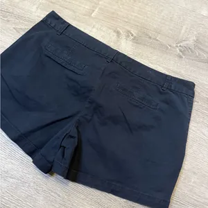 •BANANA REPUBLIC• NAVY SHORTS thumbnail 5
