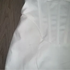 PrettyLittleThing White Corset Bodycon Bridal Dress - Size 6 thumbnail 7