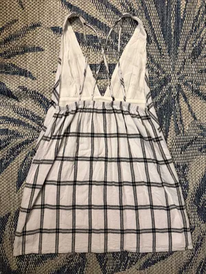 Urban Outfitters White and Black Plaid V-Neck Women's Dress thumbnail 3