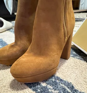 Michael Kors heel boots thumbnail 3