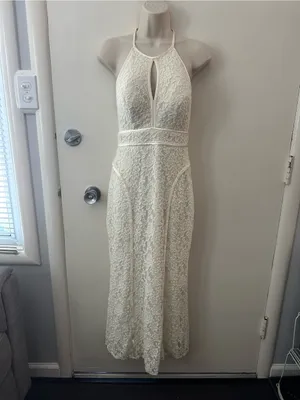 Xscape White Lace Halter Maxi Dress thumbnail 3