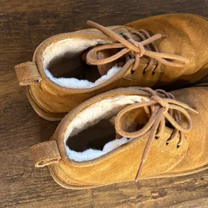 UGG Women's Neumel Chestnut Lace Up Boot - size 9 thumbnail 3