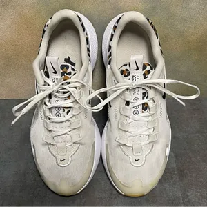 Nike React Escape Run White Leopard Women's Running Shoes Size 7M thumbnail 11