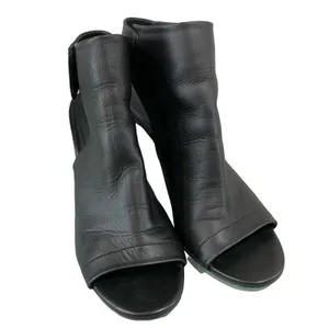 Vince Addie Black Leather Peep Toe Bootie‎ Heel Size 8.5 thumbnail 10