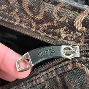 GUESS Monogram Large Tote Bag Brown & Pink Stripe Logo Purse thumbnail 8