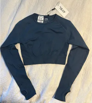 AYBL Long Sleeve Top Crop thumbnail 1