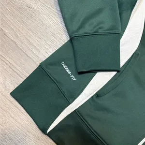 •NIKE• ZIP UP HOODIE thumbnail 5