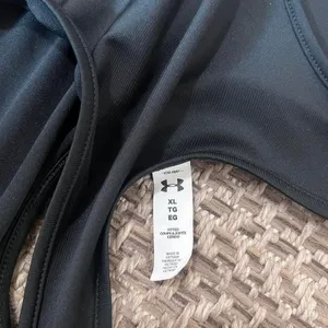 Under armour tank cropped SZ XL thumbnail 3