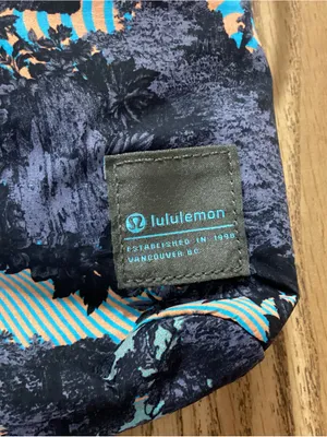 Lululemon Patch Logo Crossbody thumbnail 12