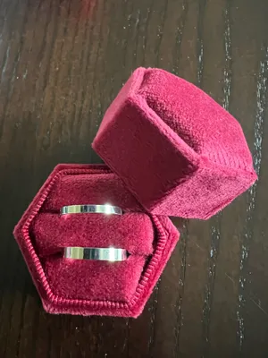 Gorgeous Stainless Steel Silver 2 Piece Simple Band Set Size 7 thumbnail 1