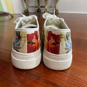 J Slides Noir Floral Embroidered Platform Sneaker‎ Artsy Women's Sz 9 🧡🎀 thumbnail 6