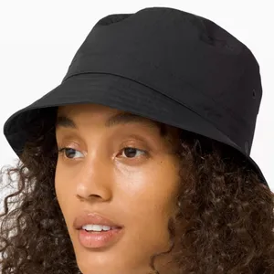 Lululemon on my level Black Bucket Hat S/M thumbnail 1