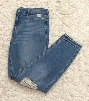 Hollister Distressed Raw Hem Straight Mom Jeans Light Wash‎ 7 Regular thumbnail 1