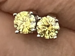 New Moissanite 1.0 carat Lemon Yellow Studs thumbnail 1