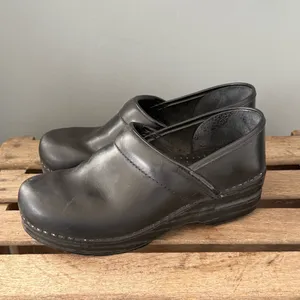 Dansko Clogs size 38/US‎ 7.5-8 A30 thumbnail 2