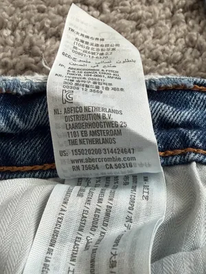 Abercrombie & Fitch The Mom High Rise Denim Jeans thumbnail 5