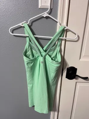 Lululemon Mint Green Tank thumbnail 2